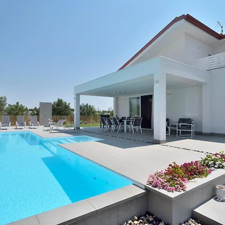 Giaira Sicilymyhome